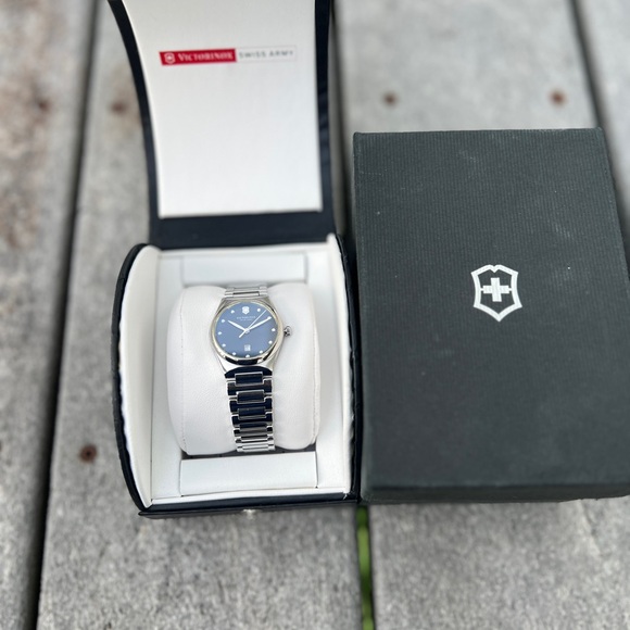 Victorinox Victoria Silver Tone Black Date Dial Women's Swiss Made Watch - Picture 13 of 14